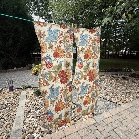 Floral Jacquard Valance Panels 2-Piece Set 102" Total Width Autumn Colors Rust - Picture 2 of 9